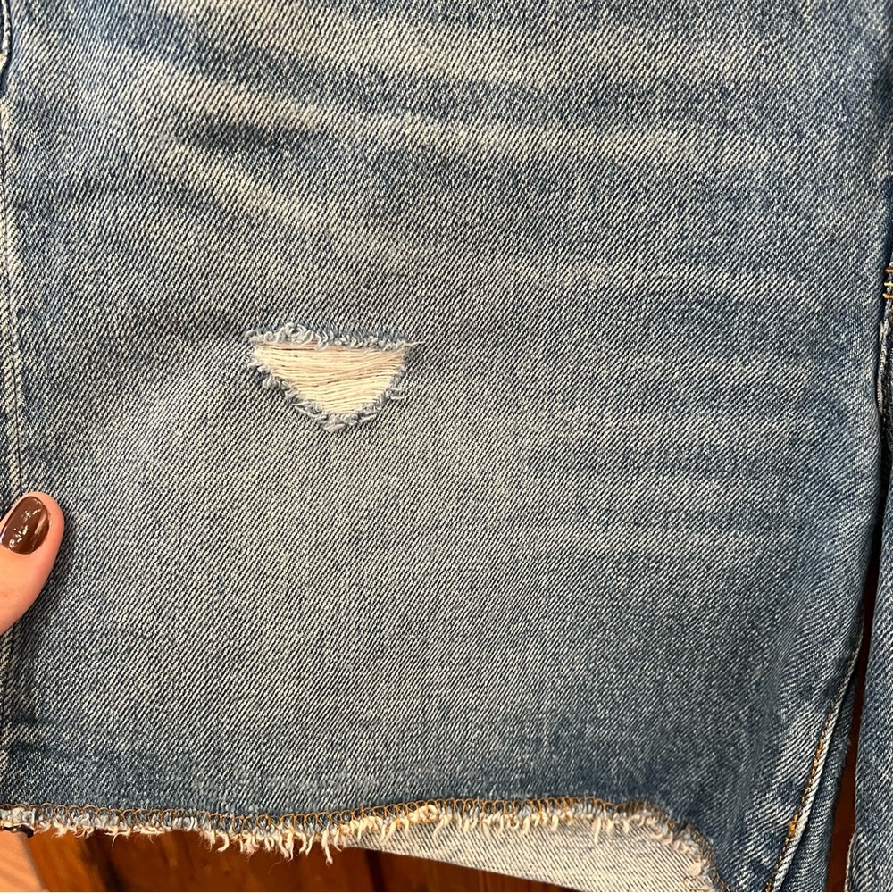 Levi’s 501 Distressed Denim Shorts - Picture 4 of 12